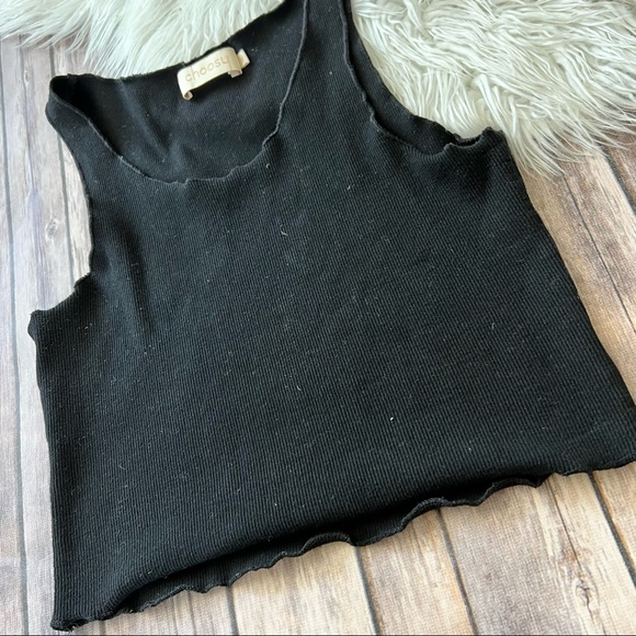 CHOOSY Cropped Ribbed Tank - Picture 2 of 4